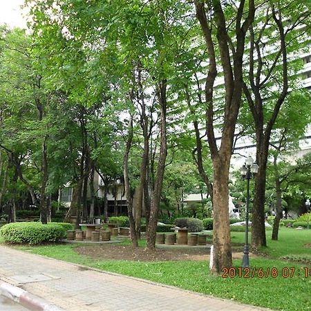 Phranakhon Grand View Hotel Banguecoque Exterior foto