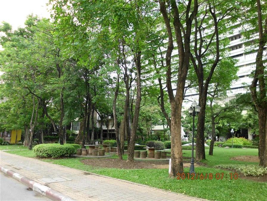 Phranakhon Grand View Hotel Banguecoque Exterior foto